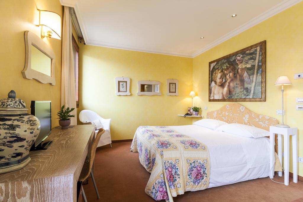 Charming Hotel Dei Chiostri Follina Екстериор снимка