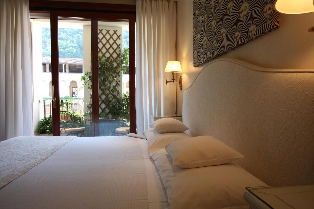 Charming Hotel Dei Chiostri Follina Екстериор снимка
